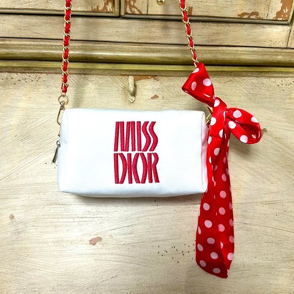 Dior Beaute Handbags - Dior beaute cosmetic bag with unbranded chain, Twilly and box